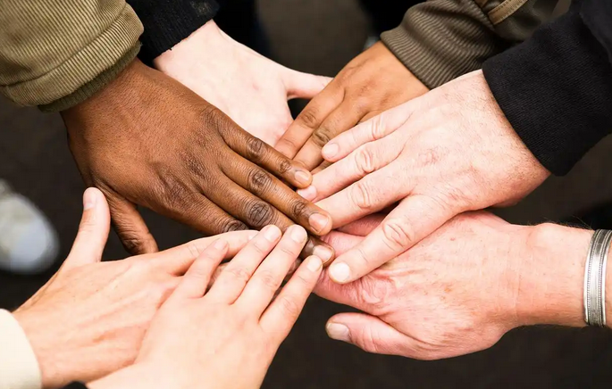 杭州游戏 app 开发的引擎优化与跨平台技术优势